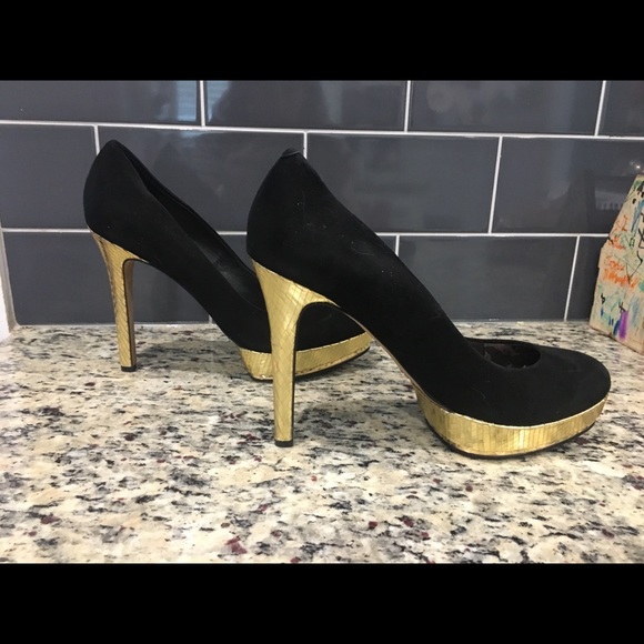 Vince Camuto Suede Black and Gold Platform Shoes - Picture 2 of 4